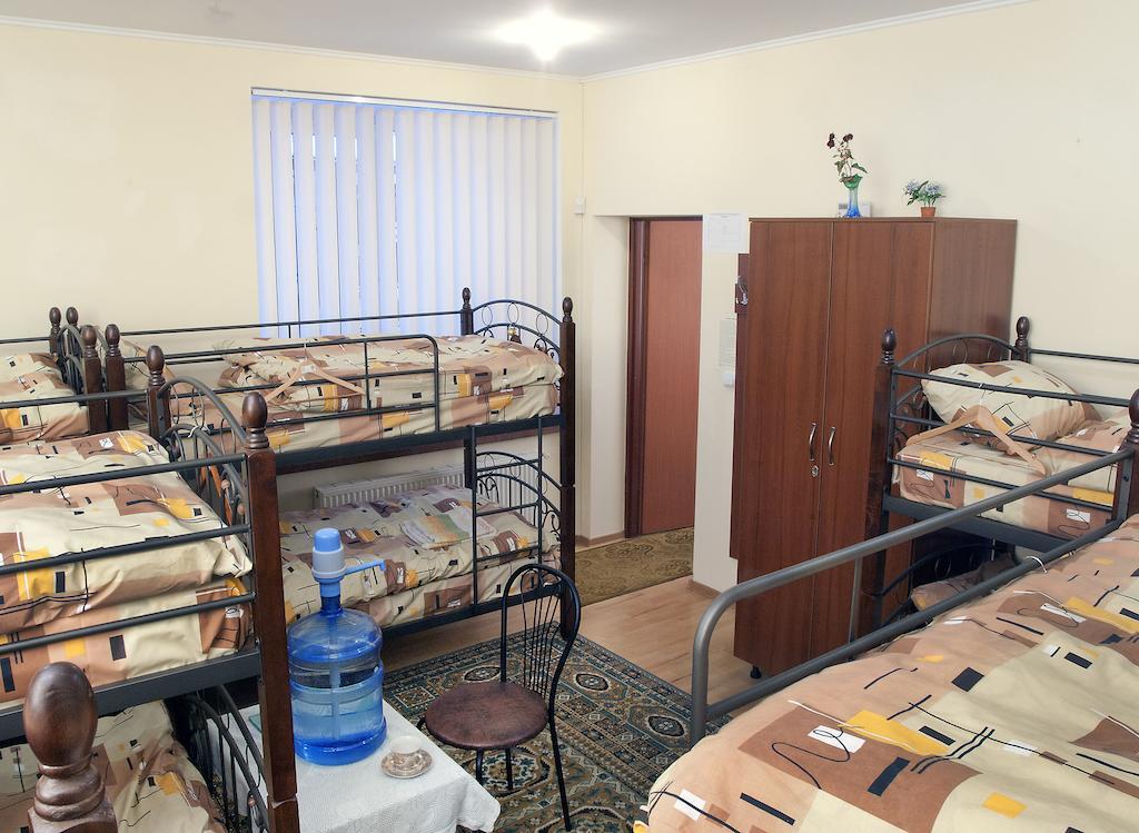 Niko Hostel Lviv Quarto foto